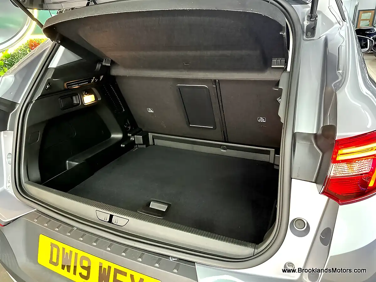 Used 2019 Vauxhall Grandland X Sport Nav S/S Grey - Interior and Exterior details 20