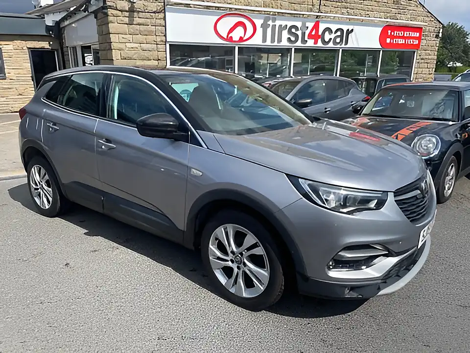 Used 2019 Vauxhall Grandland X Sport Nav S/S Grey - Front View