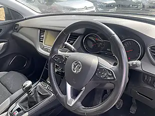 Used 2019 Vauxhall Grandland X Sport Nav S/S Grey - Interior and Exterior details 19