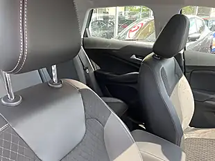 Used 2019 Vauxhall Grandland X Sport Nav S/S Grey - Interior and Exterior details 8