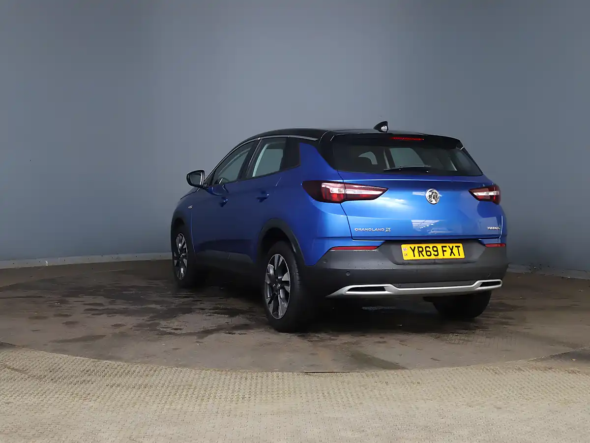 Used 2019 Vauxhall Grandland X Sport Nav Topaz Blue - Interior and Exterior details 3