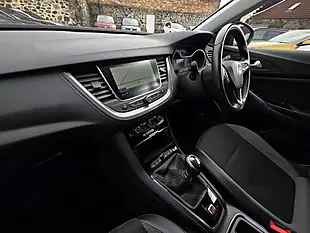 Used 2019 Vauxhall Grandland X Sport Nav Topaz Blue Metallic - Interior and Exterior details 11