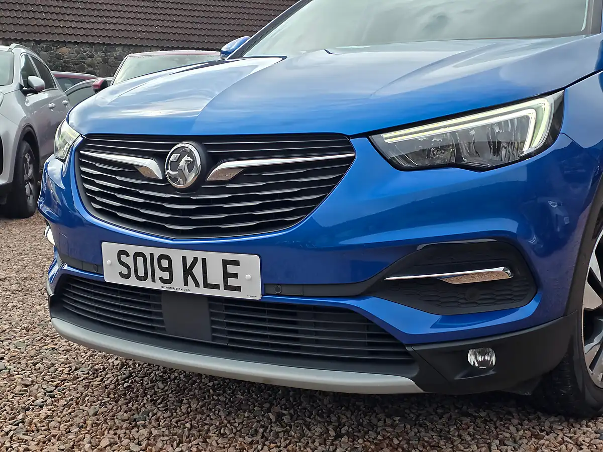 Used 2019 Vauxhall Grandland X Sport Nav Topaz Blue Metallic - Interior and Exterior details 6