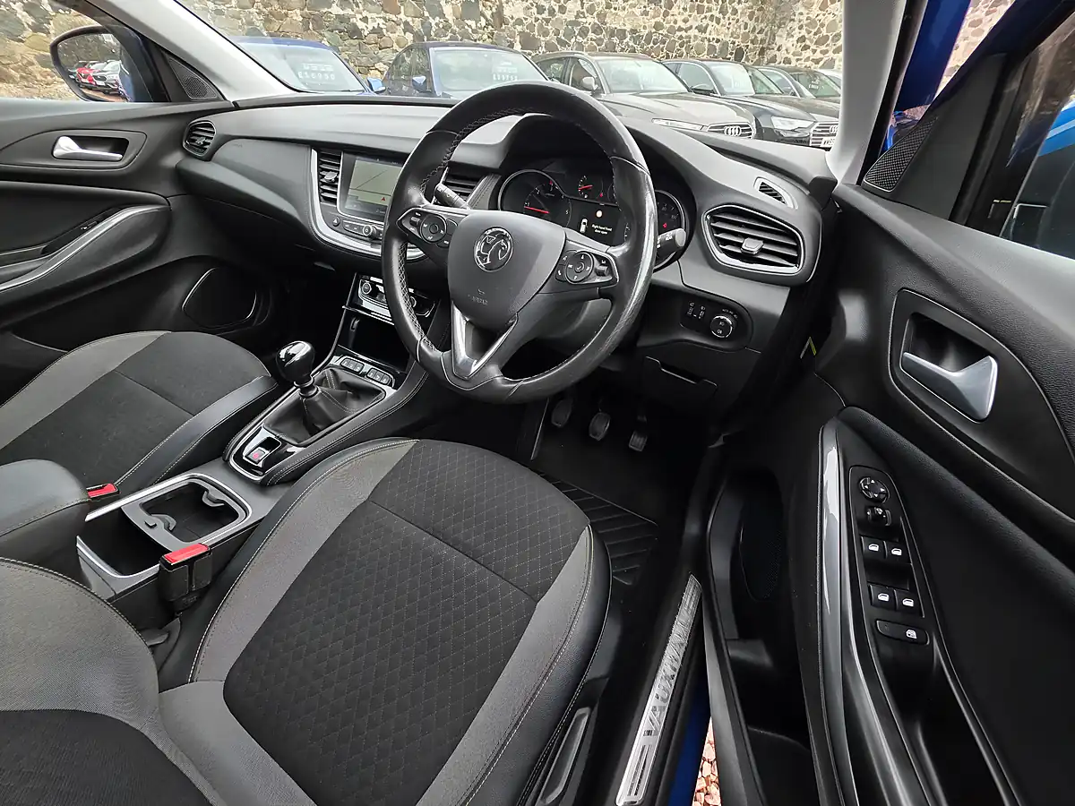 Used 2019 Vauxhall Grandland X Sport Nav Topaz Blue Metallic - Interior and Exterior details 8