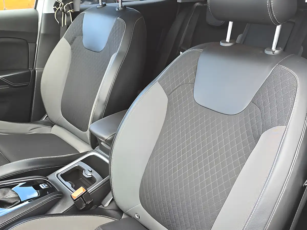 Used 2019 Vauxhall Grandland X Sport Nav White - Interior and Exterior details 11