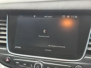 Used 2019 Vauxhall Grandland X Sport Nav White - Interior and Exterior details 17
