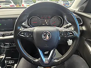 Used 2019 Vauxhall Grandland X Sport Nav White - Interior and Exterior details 18