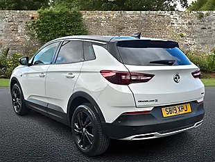Used 2019 Vauxhall Grandland X Sport Nav White - Interior and Exterior details 6