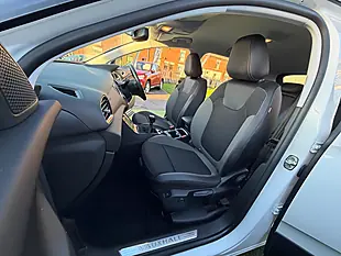 Used 2019 Vauxhall Grandland X Sport Nav White - Interior and Exterior details 14