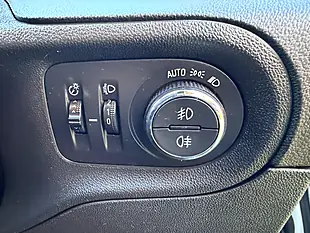 Used 2019 Vauxhall Grandland X Sport Nav White - Interior and Exterior details 18