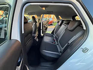 Used 2019 Vauxhall Grandland X Sport Nav White - Interior and Exterior details 5