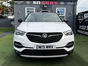 Used 2019 Vauxhall Grandland X Sport Nav White - Interior and Exterior details 6