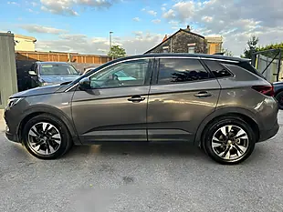 Used 2019 Vauxhall Grandland X Sri Nav Grey - Interior and Exterior details 4