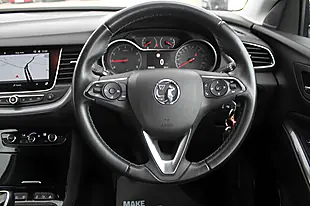 Used 2019 Vauxhall Grandland X Sri Nav White - Interior and Exterior details 18