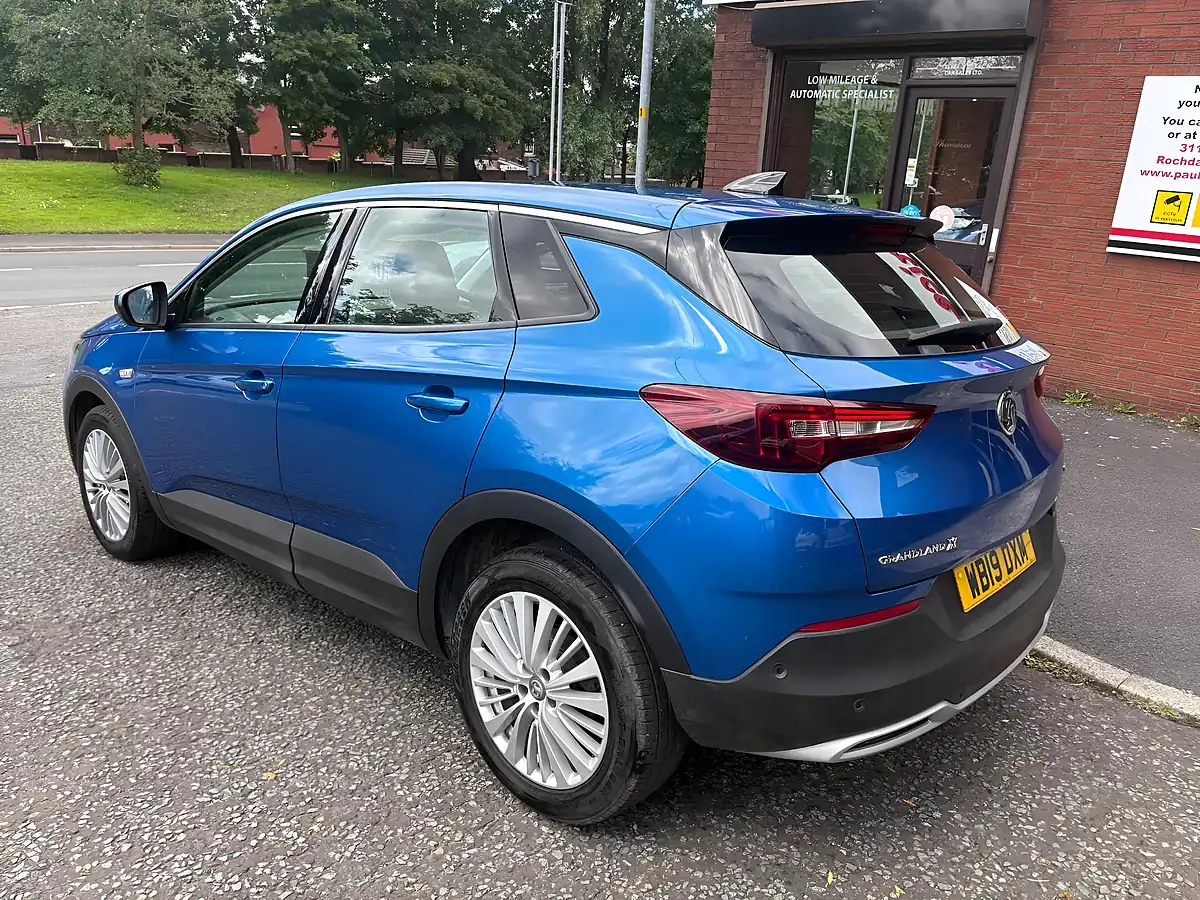 Used 2019 Vauxhall Grandland X Tech Line Nav Blue - Interior and Exterior details 5