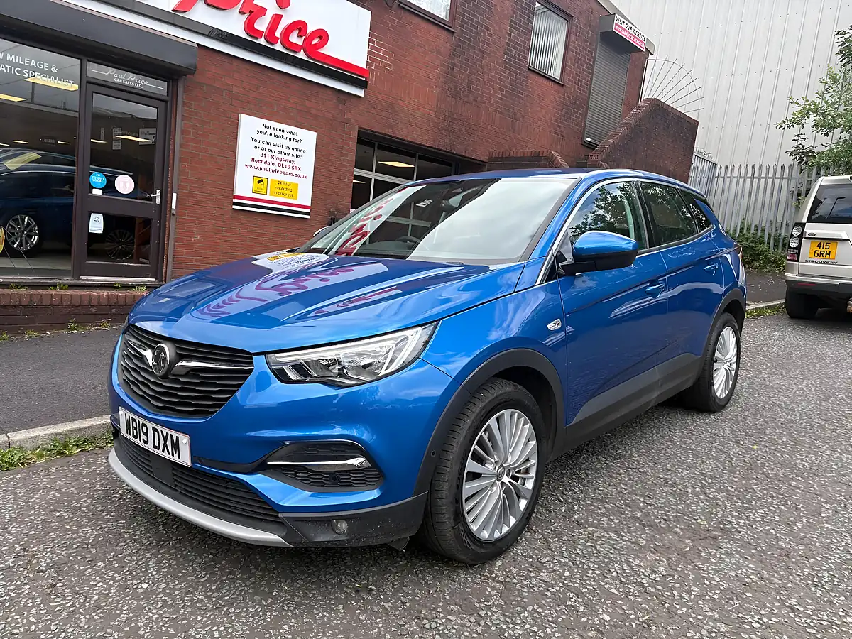 Used 2019 Vauxhall Grandland X Tech Line Nav Blue - Interior and Exterior details 7