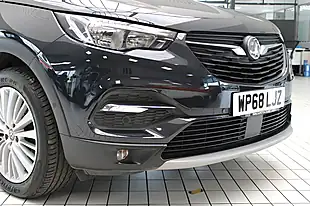 Used 2019 Vauxhall Grandland X Tech Line Nav Grey - Interior and Exterior details 9