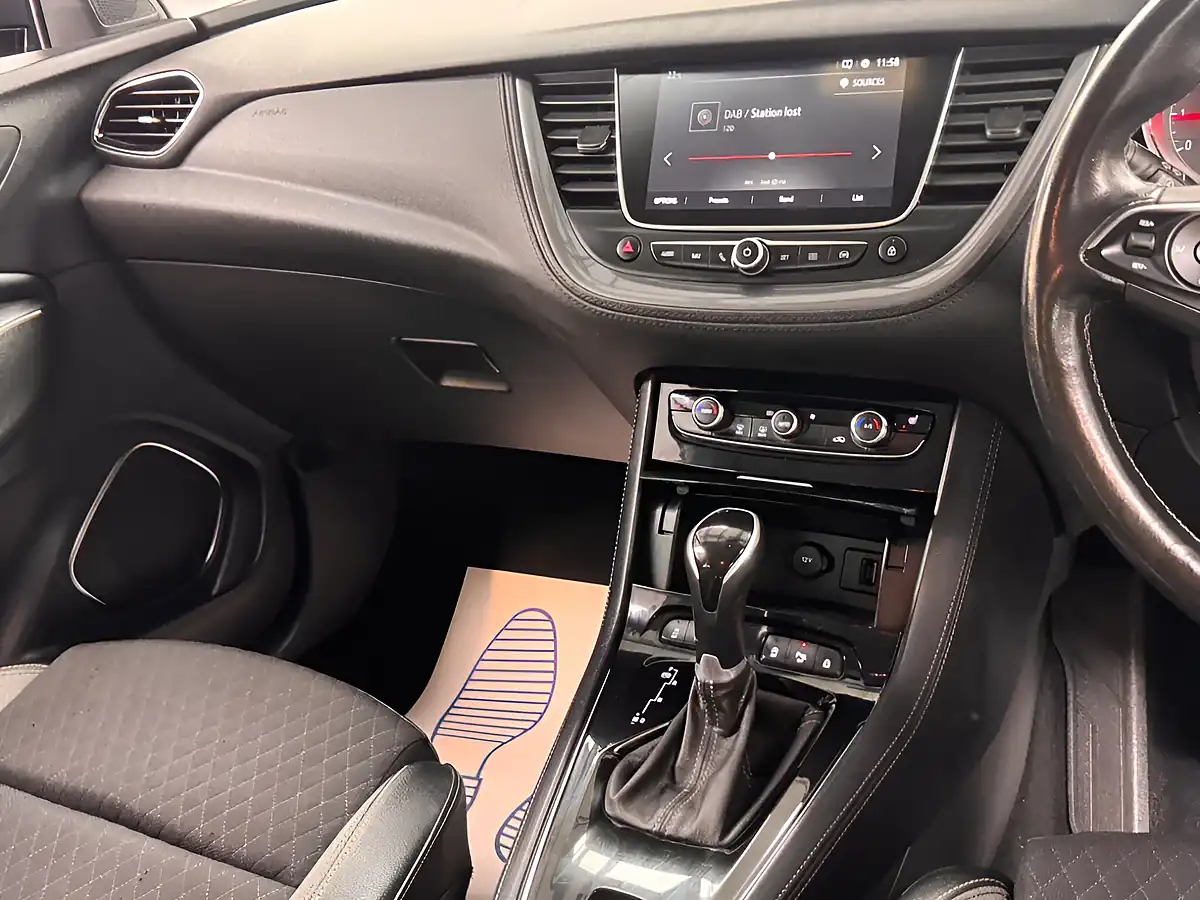 Used 2019 Vauxhall Grandland X Tech Line Nav Grey - Interior and Exterior details 13