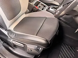 Used 2019 Vauxhall Grandland X Tech Line Nav Grey - Interior and Exterior details 14