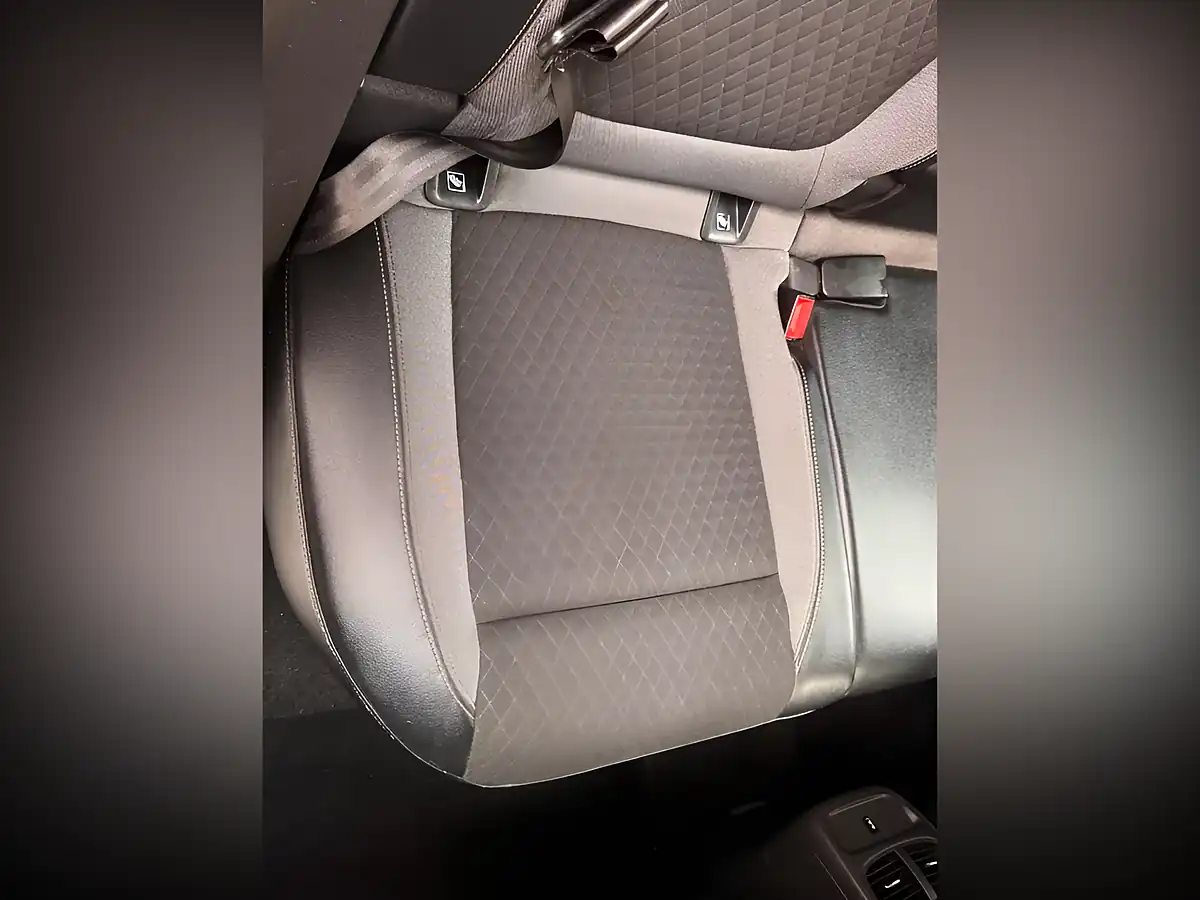 Used 2019 Vauxhall Grandland X Tech Line Nav Grey - Interior and Exterior details 16