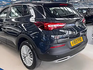 Used 2019 Vauxhall Grandland X Tech Line Nav Grey - Interior and Exterior details 4