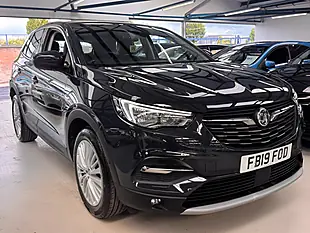 Used 2019 Vauxhall Grandland X Tech Line Nav Grey - Interior and Exterior details 5