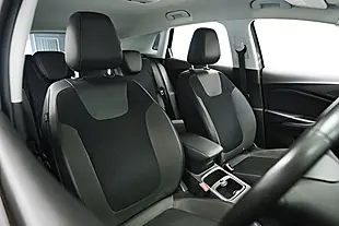 Used 2019 Vauxhall Grandland X Tech Line Nav Grey - Interior and Exterior details 11