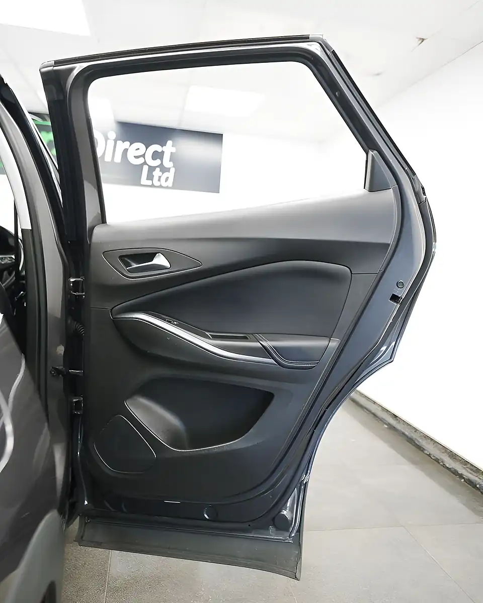 Used 2019 Vauxhall Grandland X Tech Line Nav Grey - Interior and Exterior details 15