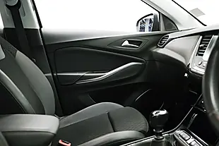 Used 2019 Vauxhall Grandland X Tech Line Nav Grey - Interior and Exterior details 17