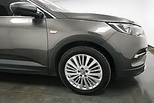 Used 2019 Vauxhall Grandland X Tech Line Nav Grey - Interior and Exterior details 4