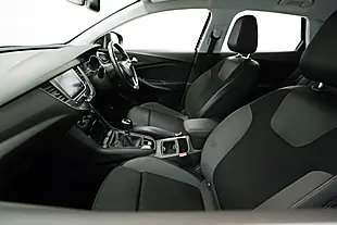 Used 2019 Vauxhall Grandland X Tech Line Nav Grey - Interior and Exterior details 5