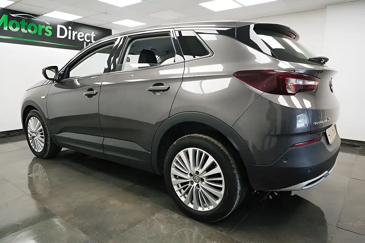 Used 2019 Vauxhall Grandland X Tech Line Nav Grey - Interior and Exterior details 8