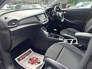 Used 2019 Vauxhall Grandland X Tech Line Nav Purple - Interior and Exterior details 16