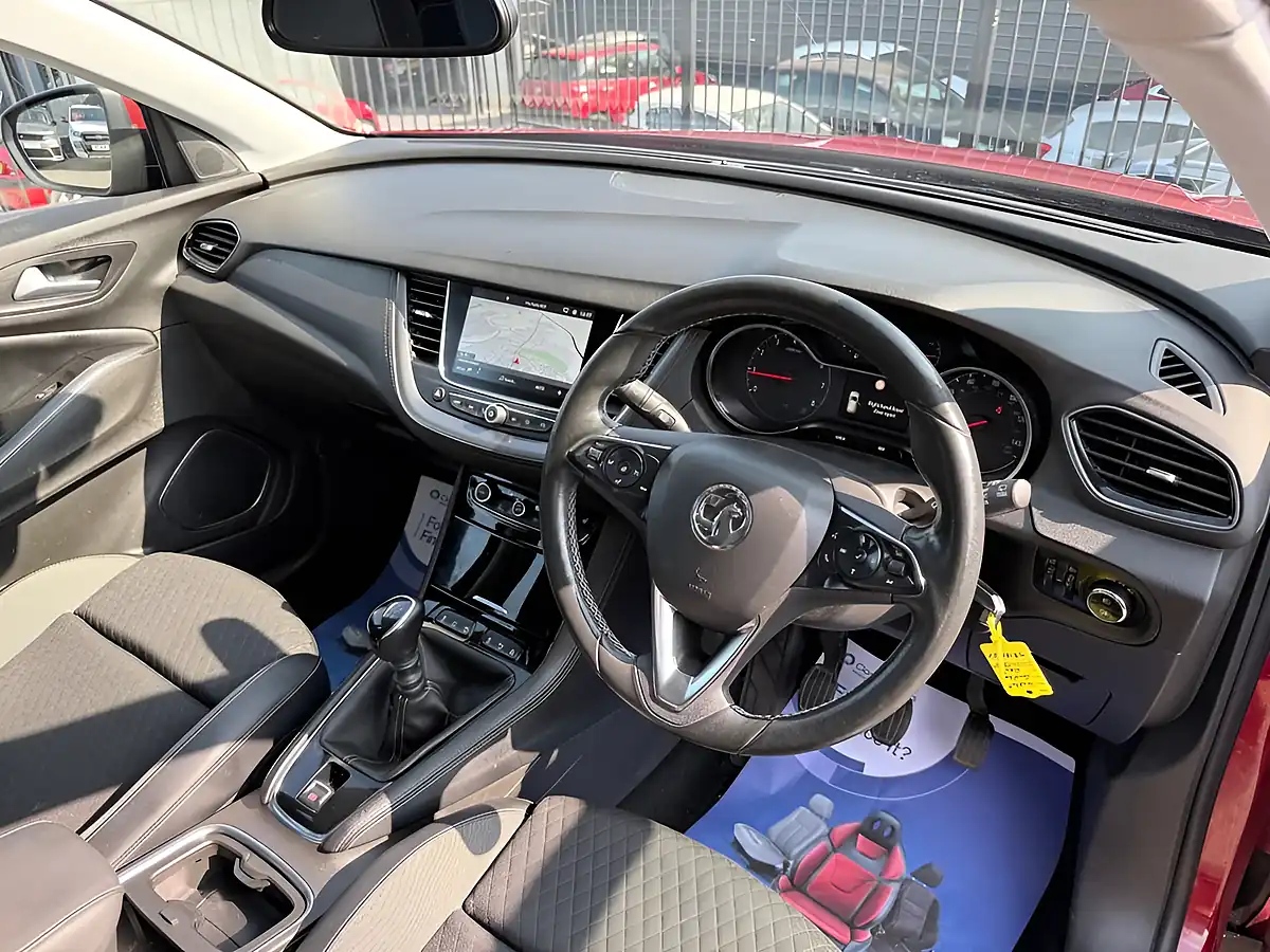 Used 2019 Vauxhall Grandland X Tech Line Nav Red - Interior and Exterior details 11