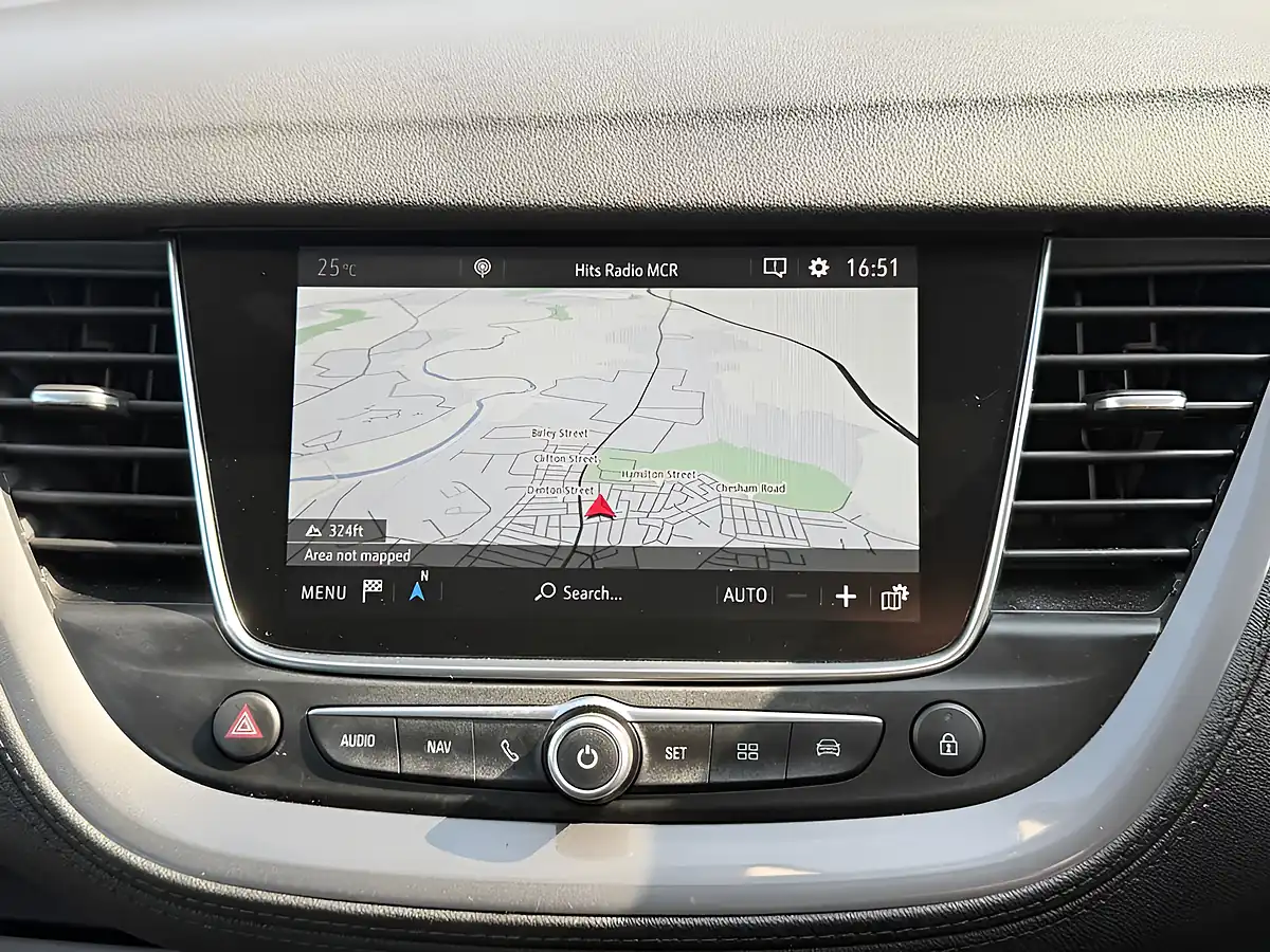 Used 2019 Vauxhall Grandland X Tech Line Nav Red - Interior and Exterior details 14