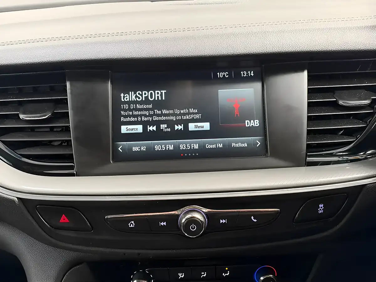 Used 2019 Vauxhall Insignia Design Grand Sport White - Interior and Exterior details 17