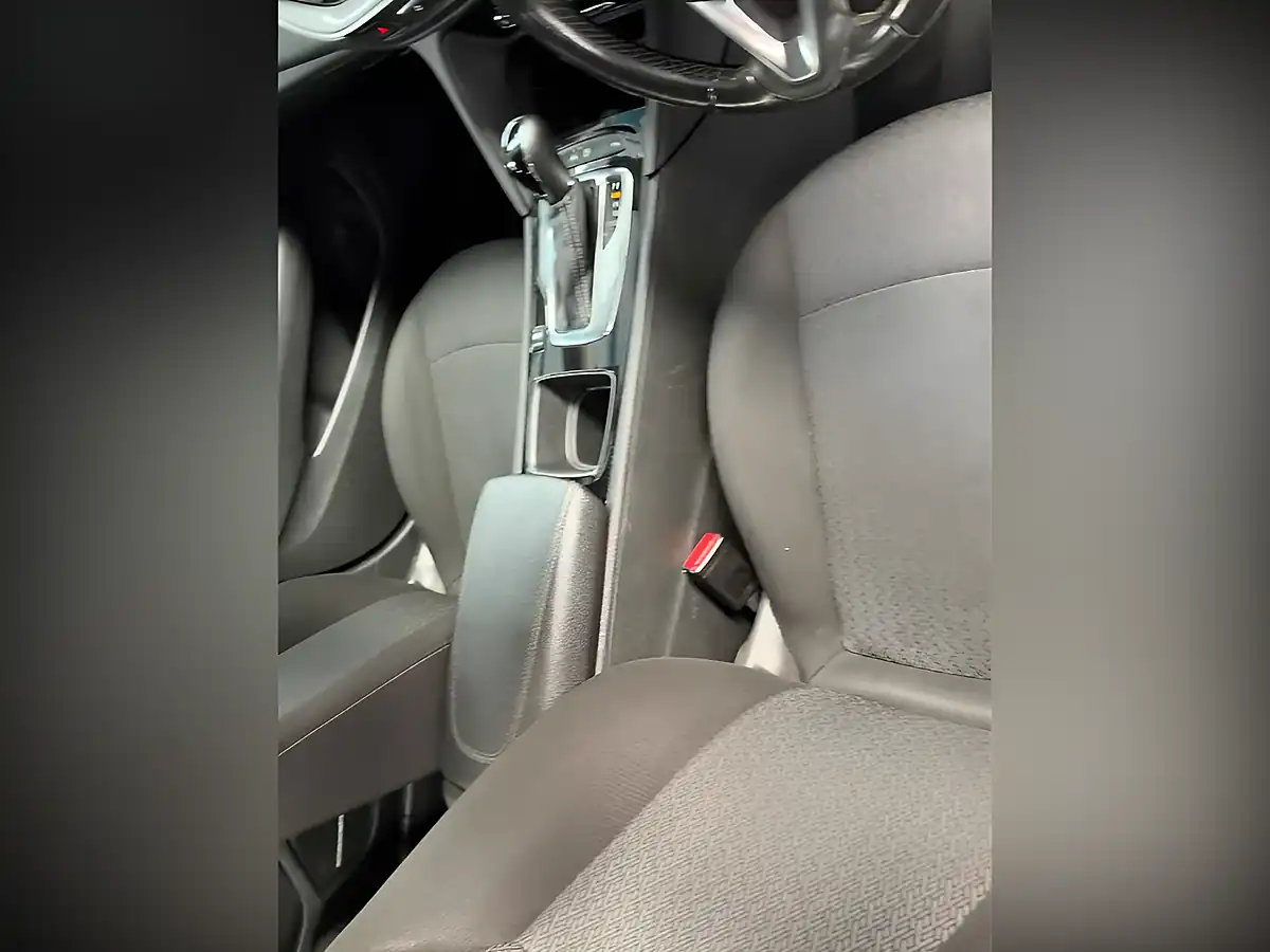 Used 2019 Vauxhall Insignia Design Grand Sport White - Interior and Exterior details 19