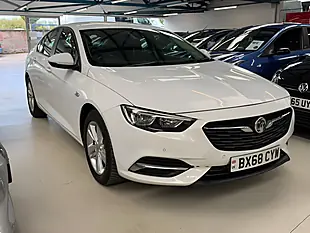 Used 2019 Vauxhall Insignia Design Grand Sport White - Interior and Exterior details 6