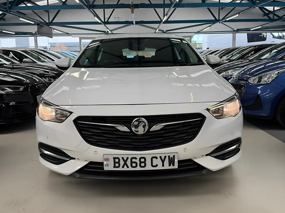 Used 2019 Vauxhall Insignia Design Grand Sport White - Interior and Exterior details 9