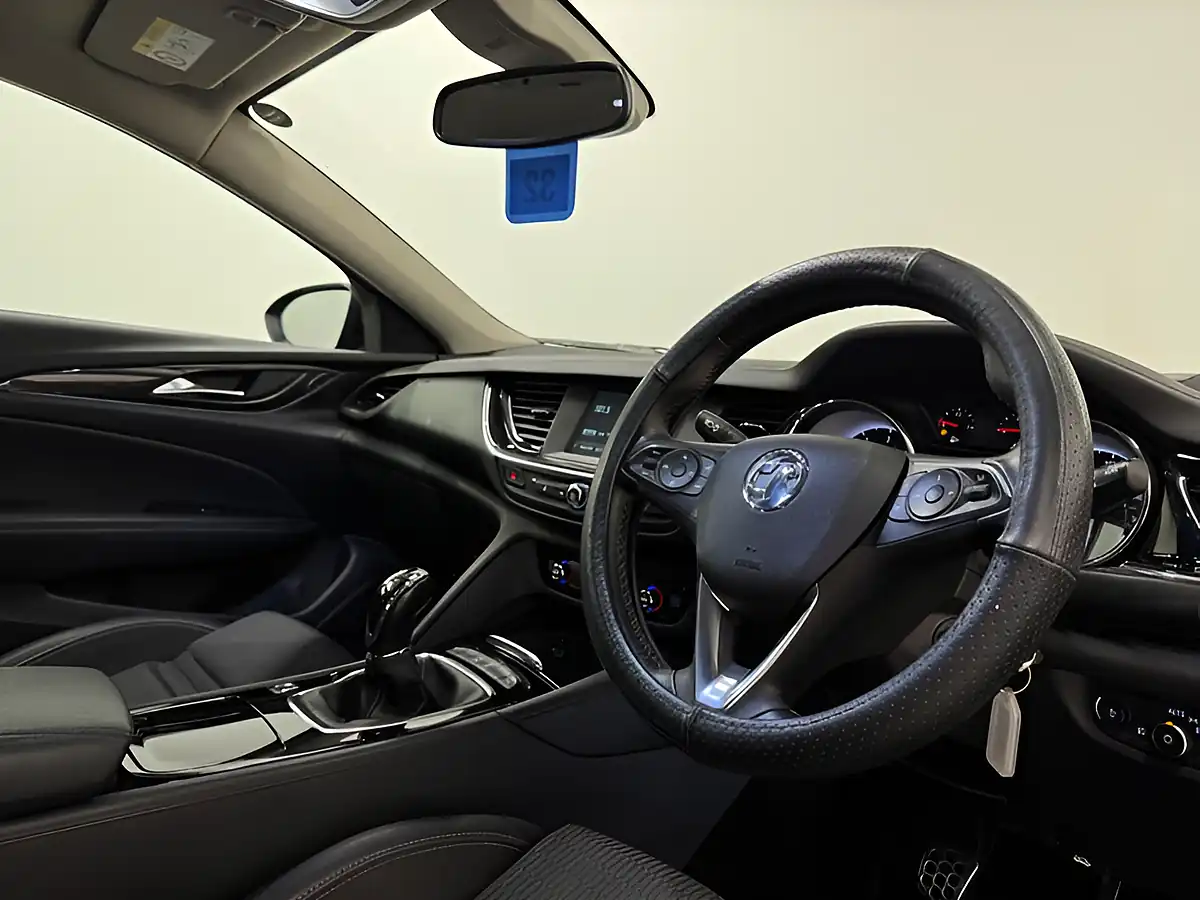 Used 2019 Vauxhall Insignia Sri Nav Grand Sport Black - Interior and Exterior details 11