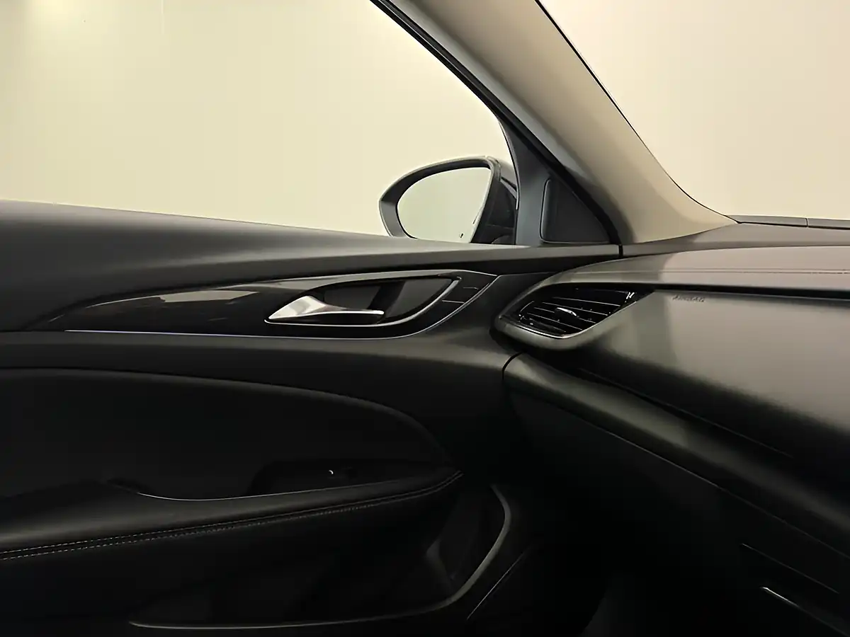Used 2019 Vauxhall Insignia Sri Nav Grand Sport Black - Interior and Exterior details 20