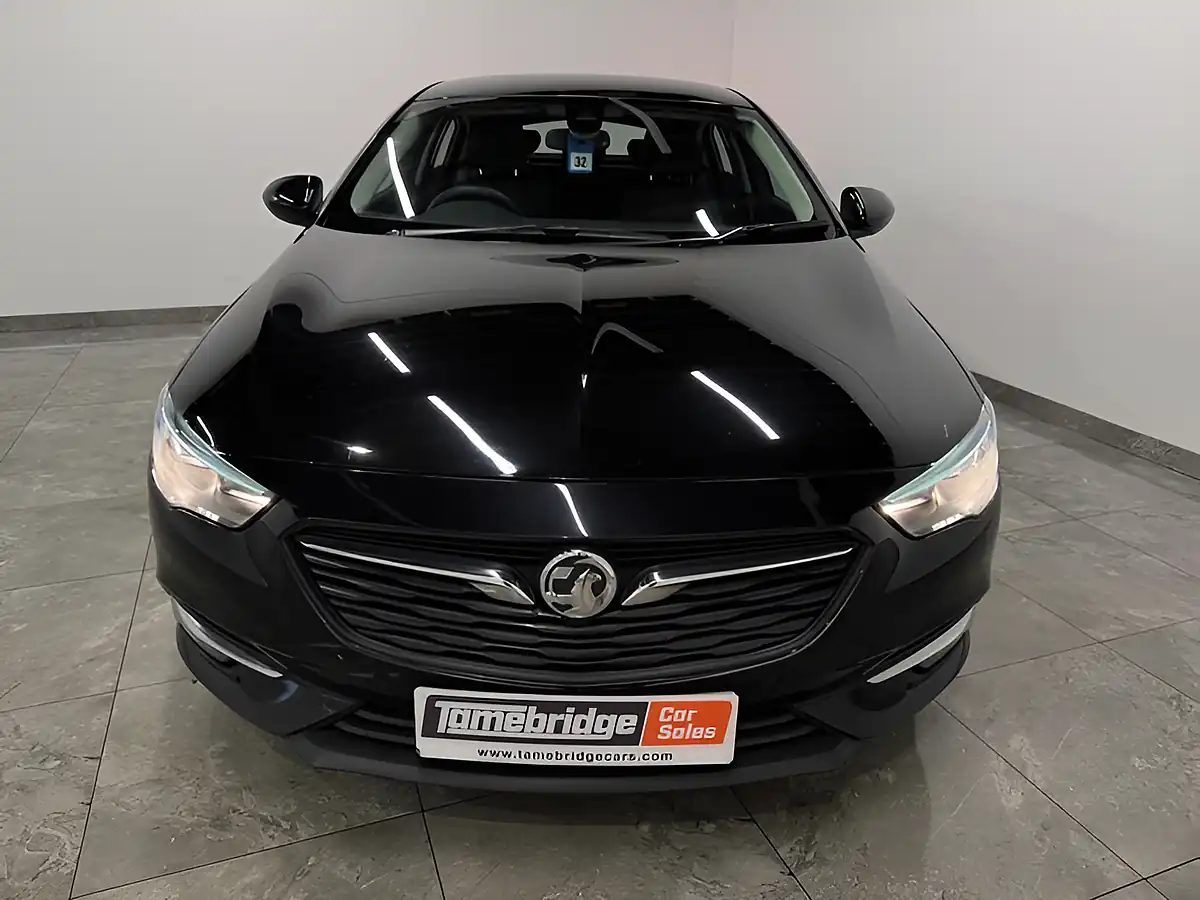 Used 2019 Vauxhall Insignia Sri Nav Grand Sport Black - Interior and Exterior details 3