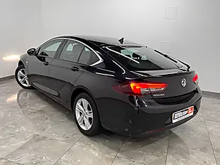 Used 2019 Vauxhall Insignia Sri Nav Grand Sport Black - Interior and Exterior details 5