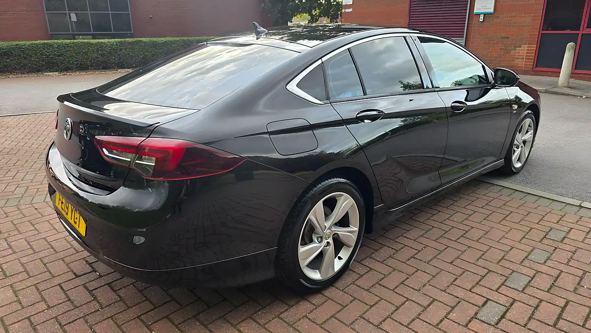 Used 2019 Vauxhall Insignia Sri Vx Line Nav Black - Interior and Exterior details 8