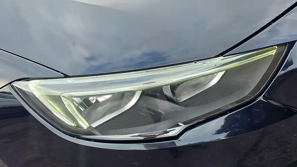 Used 2019 Vauxhall Insignia Sri Vx Line Nav Blue - Interior and Exterior details 12