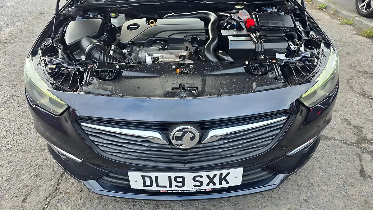 Used 2019 Vauxhall Insignia Sri Vx Line Nav Blue - Interior and Exterior details 20
