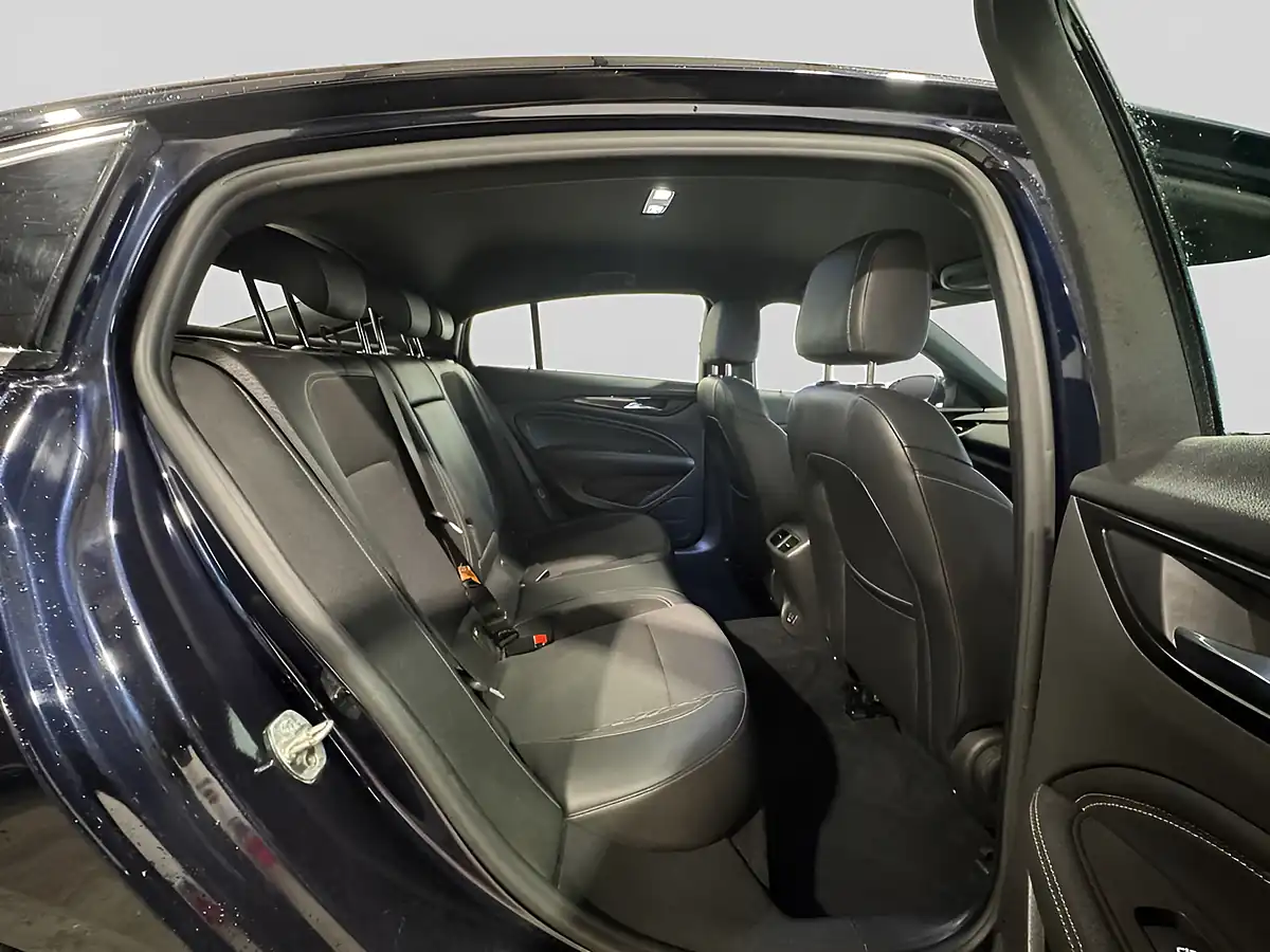 Used 2019 Vauxhall Insignia Sri Vx Line Nav Blue - Interior and Exterior details 13