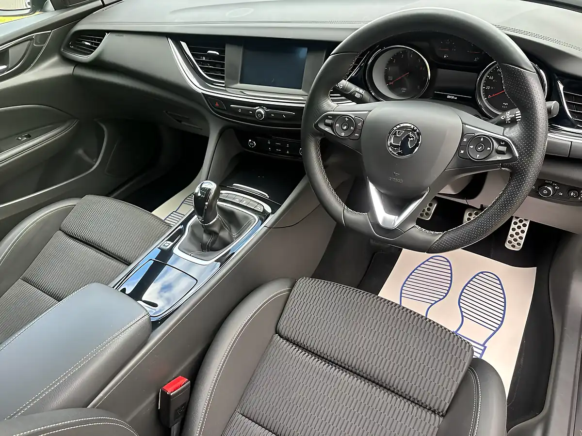 Used 2019 Vauxhall Insignia Sri Vx Line Nav Grand Sport Grey - Interior and Exterior details 2