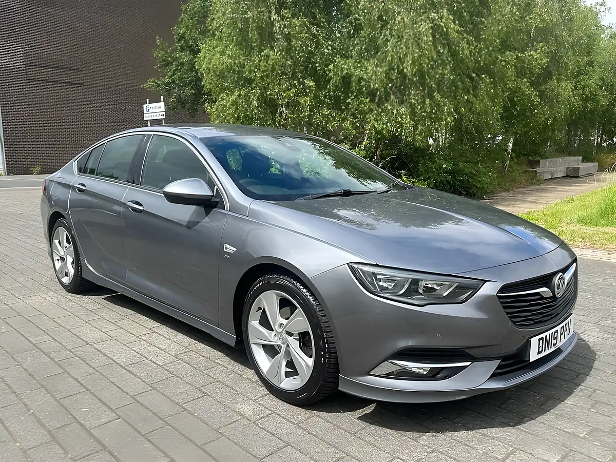 Used 2019 Vauxhall Insignia Sri Vx Line Nav Grand Sport Grey - Interior and Exterior details 7