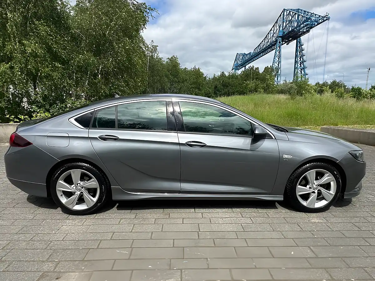 Used 2019 Vauxhall Insignia Sri Vx Line Nav Grand Sport Grey - Interior and Exterior details 9